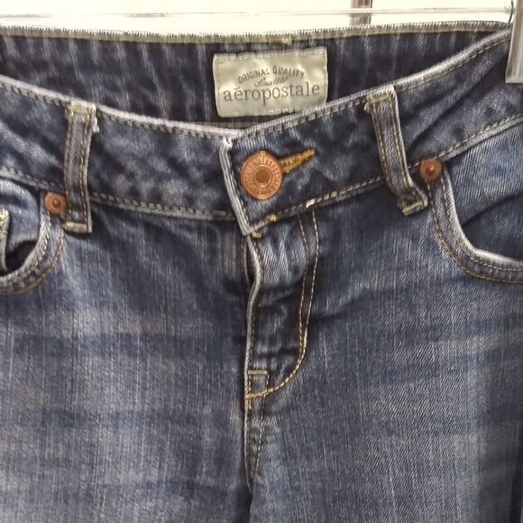 Aeropostale Bayla Skinny Tapered Leg Jeans 3/4 short - Picture 1 of 13